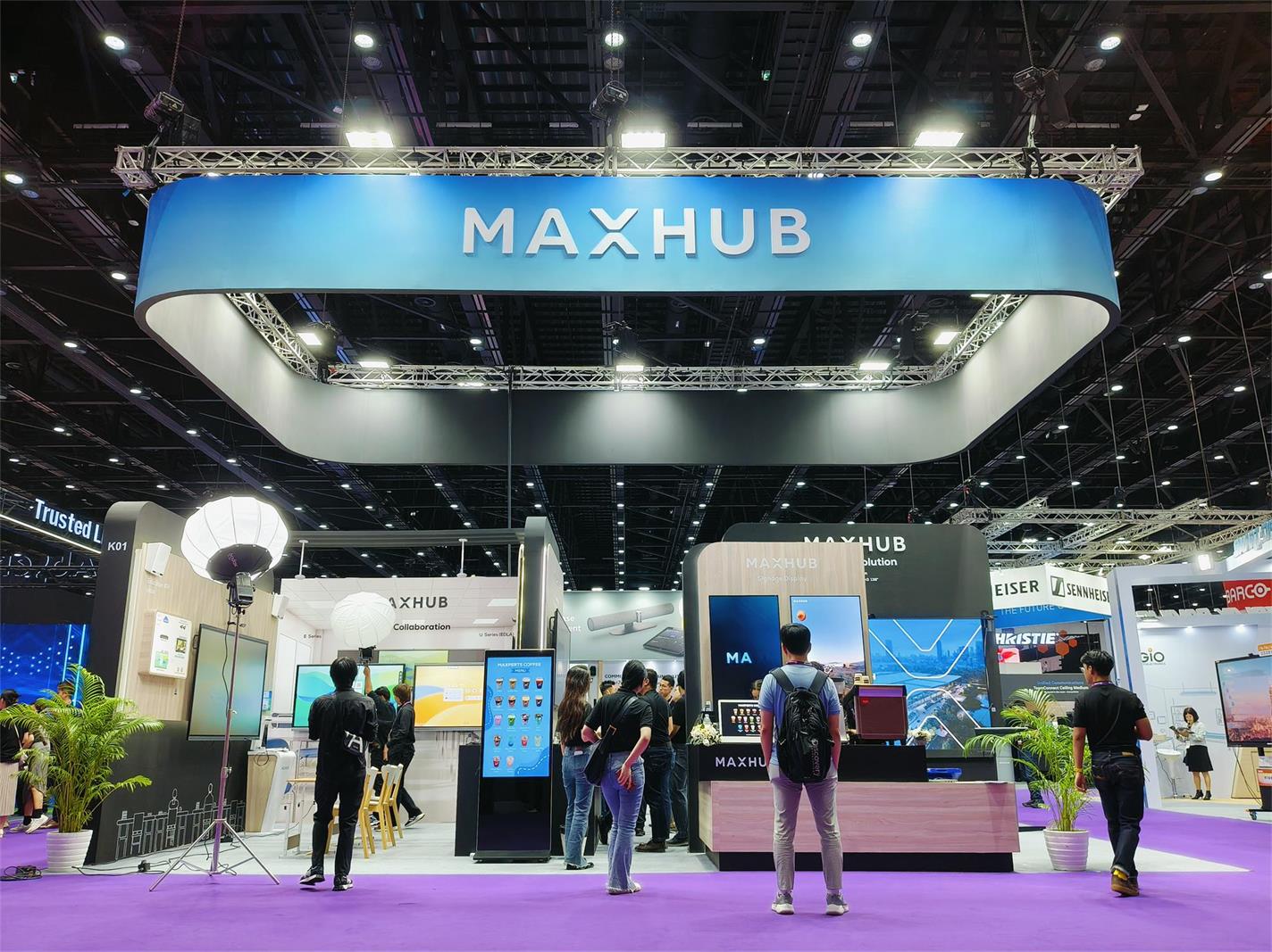 MAXHUB-展臺設(shè)計搭建